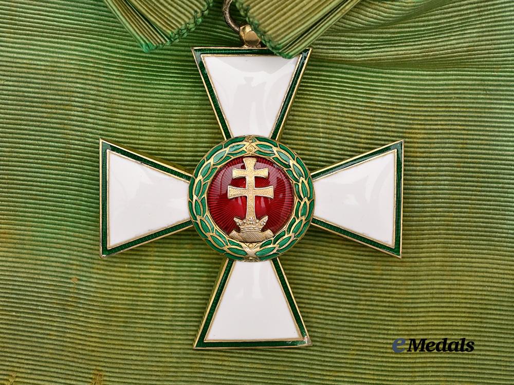 hungary,_kingdom._an_order_of_merit,_grand_cross_set,_c.1935_e_medals__e_u24333_5