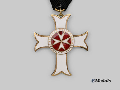 austria,_imperial._an_order_of_the_knights_of_malta,_i_i_class_merit_cross_e_medals__e_u24336_3