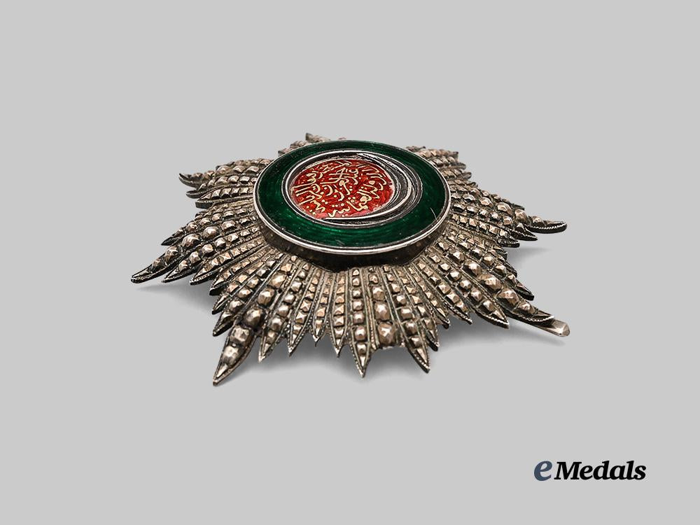 turkey,_ottoman_empire._an_order_of_osmaniah,_i_i_class_star_e_medals__e_u24342_3