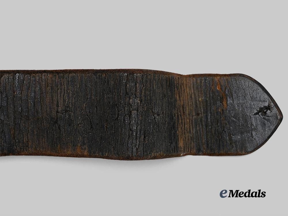 spain,_spanish_state._a_falange_youth_knife_with_belt_e_medals__e_u24345_10