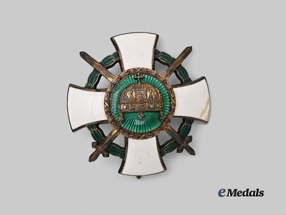 hungary,_kingdom._an_order_of_the_holy_crown,_officer_with_swords_and_war_decoration,_c.1943_e_medals__e_u24368_2
