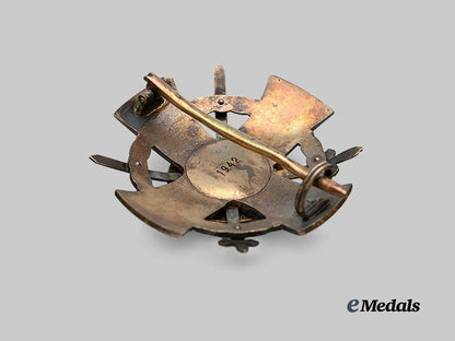 hungary,_kingdom._an_order_of_the_holy_crown,_officer_with_swords_and_war_decoration,_c.1943_e_medals__e_u24368_5