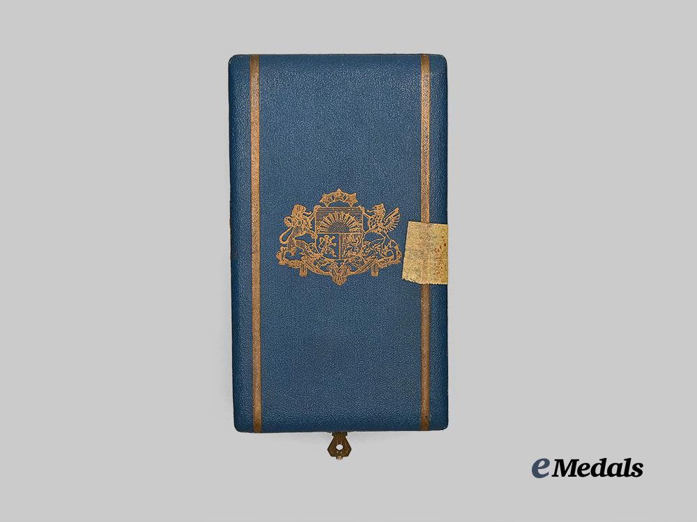 latvia,_kingdom._an_order_of_the_three_stars,_i_v_class_in_case,_by_muller_e_medals__e_u24371_2
