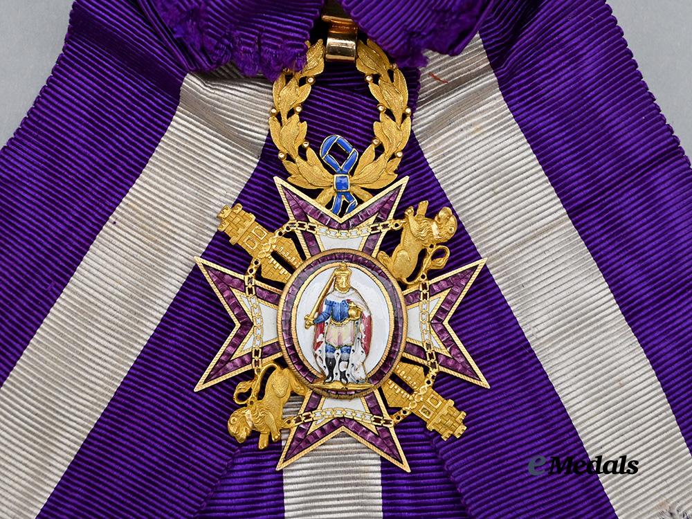 spain,_kingdom._a_royal_order_of_noble_dames_of_queen_maria_luisa,_in_gold,_c.1880_e_medals__e_u24412_3