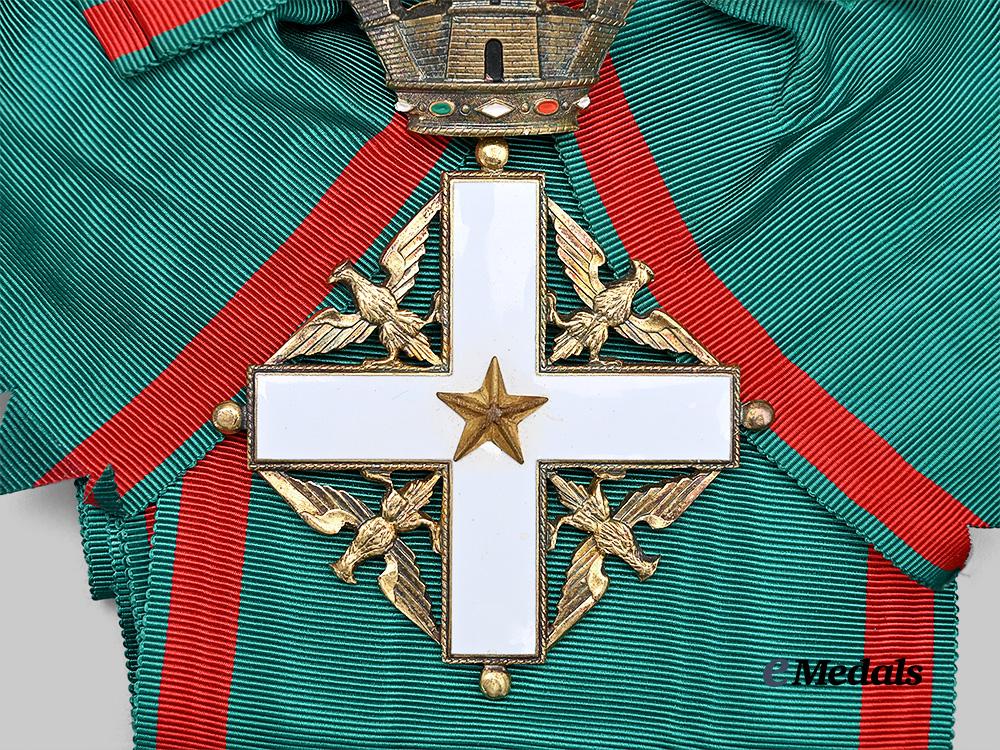 italy,_republic._an_order_of_merit_of_the_italian_republic,_grand_cross_set_e_medals__e_u24427_8