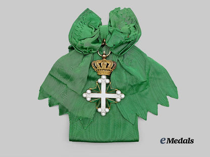 italy,_kingdom._an_order_of_st._maurice_and_st._lazarus,_grand_cross_set,_in_gold,_c.1880_e_medals__e_u24447_3