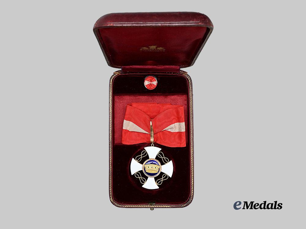 italy,_kingdom._an_order_of_the_crown,_commander_in_gold,_with_case,_c.1900_e_medals__e_u24451_4