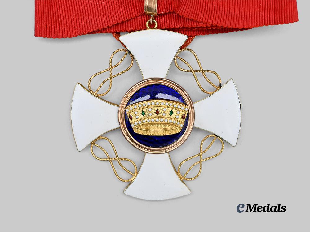 italy,_kingdom._an_order_of_the_crown,_commander_in_gold,_with_case,_c.1900_e_medals__e_u24451_7