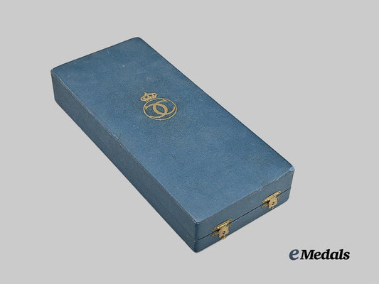 romania,_kingdom._a_case_of_issue,_by_henrich_weiss,_bucharest_e_medals__e_u24462_4