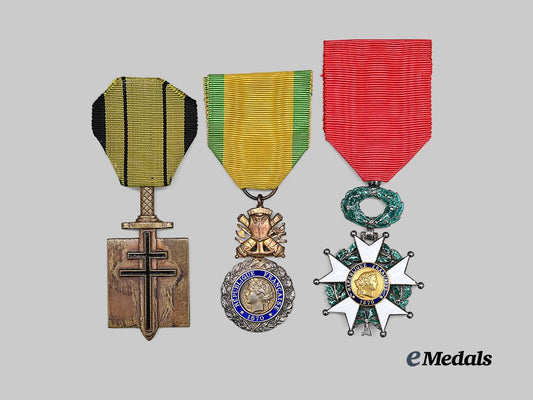 france,_third_republic._a_group_of_three_decorations_e_medals__e_u24473_2