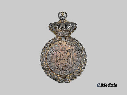 monaco,_principality._an_order_of_cultural_merit_e_medals__e_u24475_3