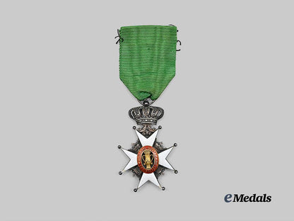 sweden,_kingdom._an_order_of_vasa,_i_i_class_knight,_c.1920_e_medals__e_u24486_2