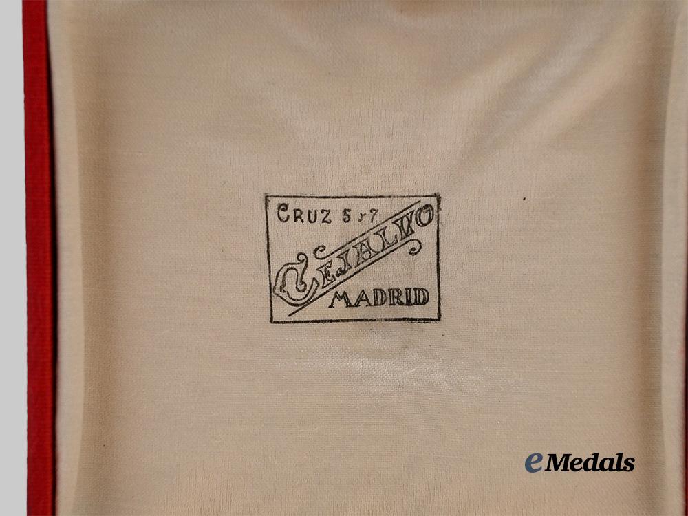 spain,_i_i_republic._a_rare_order_of_the_republic,_grand_cross_star,_by_cejalvo_e_medals__e_u24496_4