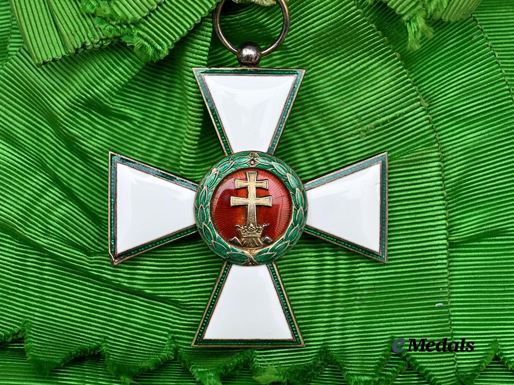 hungary,_kingdom._an_order_of_merit,_i_class_grand_cross_set,_c.1935_e_medals__e_u24501_4