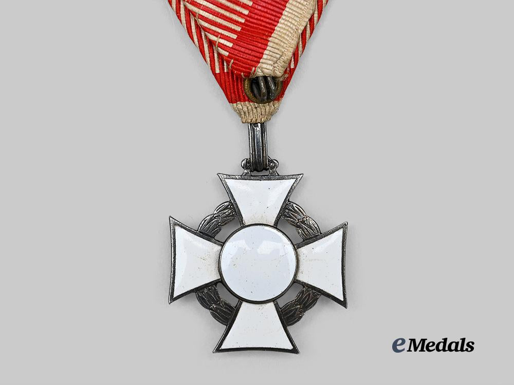 austria,_imperial._a_military_merit_cross,_i_i_i_class_with_small_i_class_with_war_decoration,_by_kochert,_c.1900_e_medals__e_u24509_9