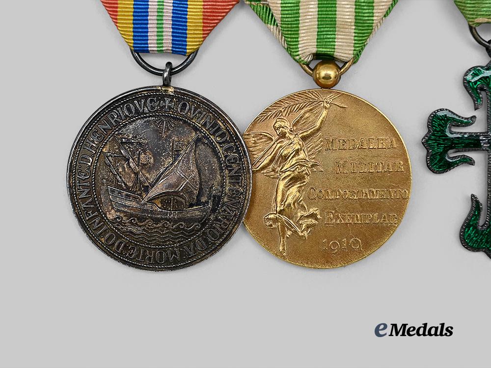 portugal,_kingdom._a_military_merit_medal_bar_of_four_decorations_e_medals__e_u24510_7