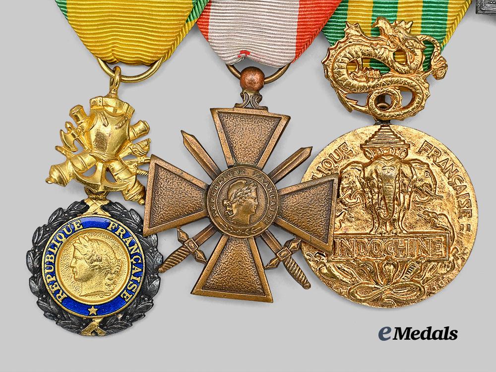 france,_republic._a_second_war_and_indochina_medal_bar_e_medals__e_u24523_4