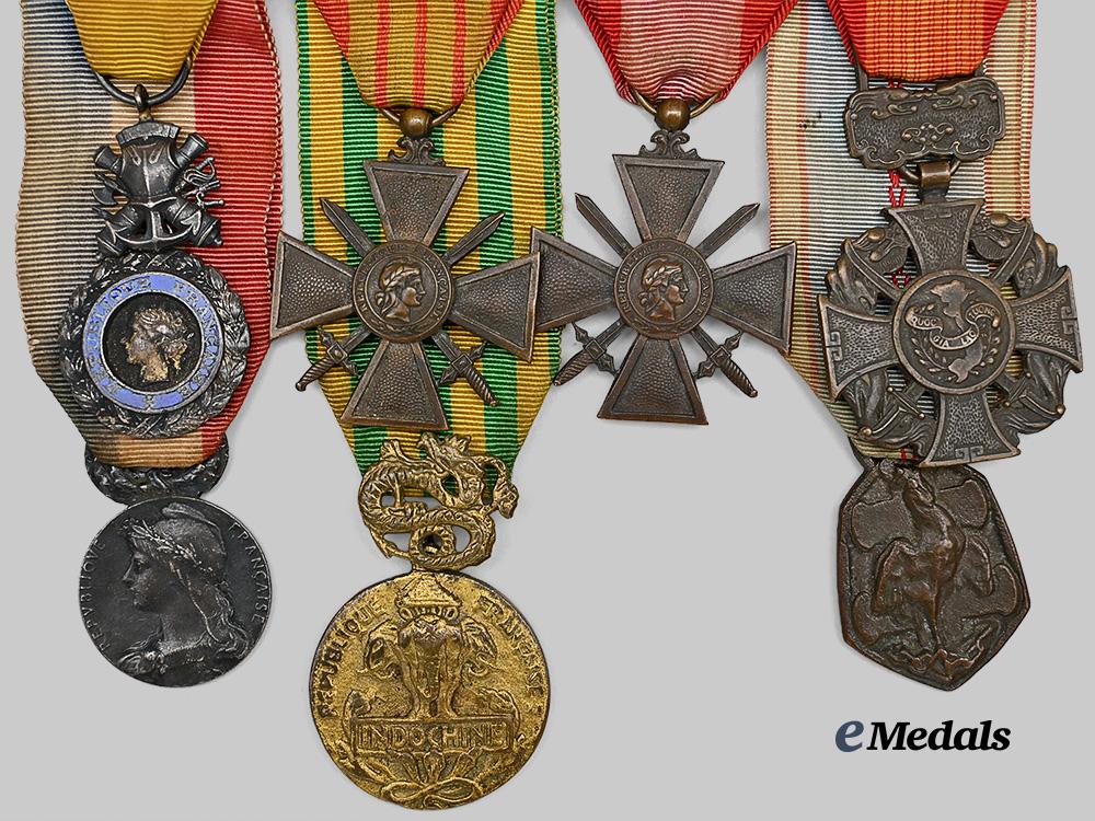 france,_republic._a_second_war_and_indochina_medal_bar,_c.1950_e_medals__e_u24524_3