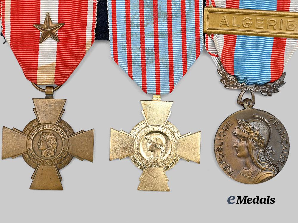 french,_republic._a_military_valour_medal_bar_of_three_decorations,_c.1960_e_medals__e_u24525_3