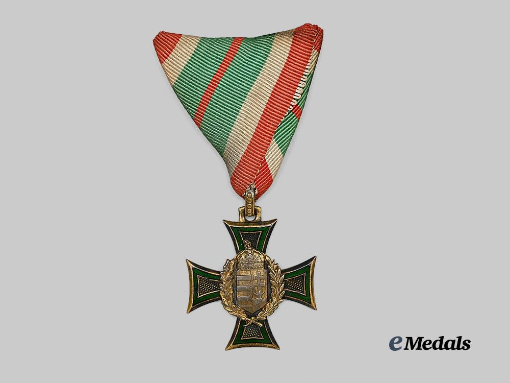 hungary,_kingdom._a_long_service_decoration_for_officers,_i_i_class_for_non-_combatants,_c.1930_e_medals__e_u24529_2