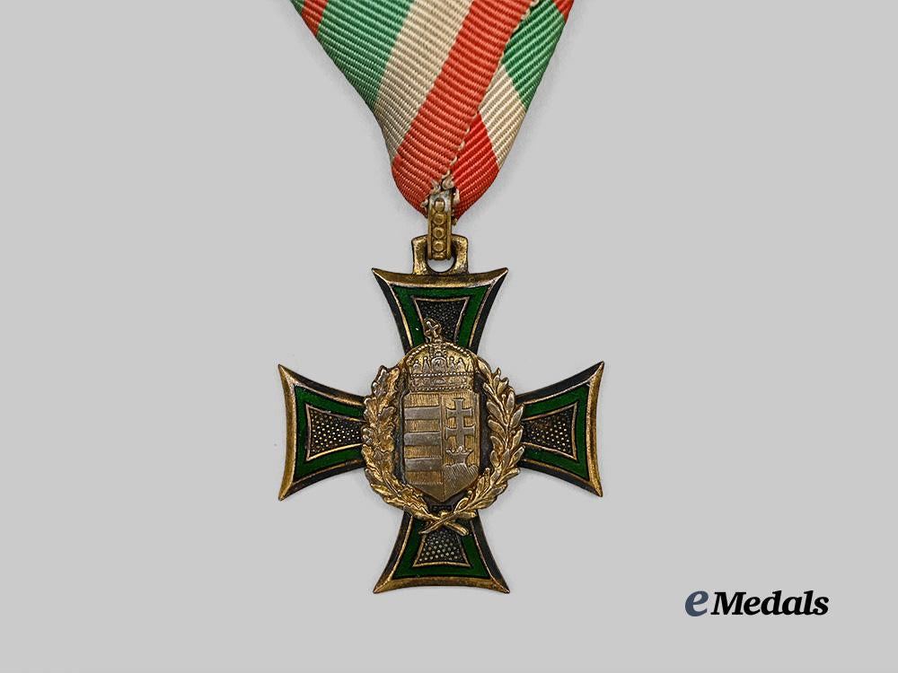 hungary,_kingdom._a_long_service_decoration_for_officers,_i_i_class_for_non-_combatants,_c.1930_e_medals__e_u24529_3
