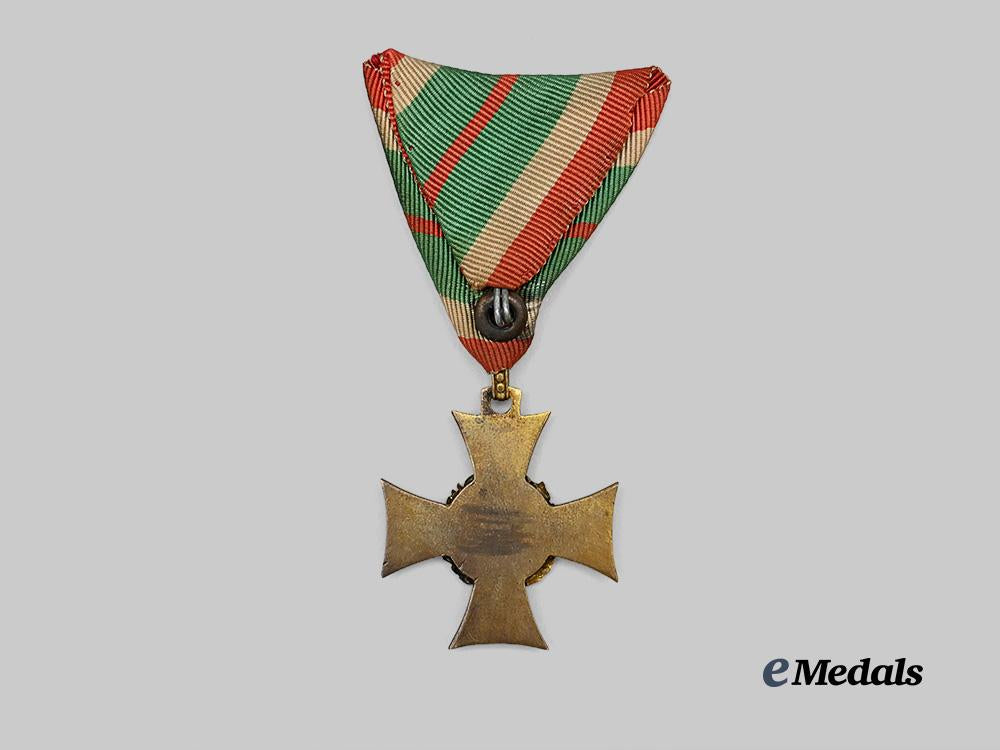 hungary,_kingdom._a_long_service_decoration_for_officers,_i_i_class_for_non-_combatants,_c.1930_e_medals__e_u24529_4
