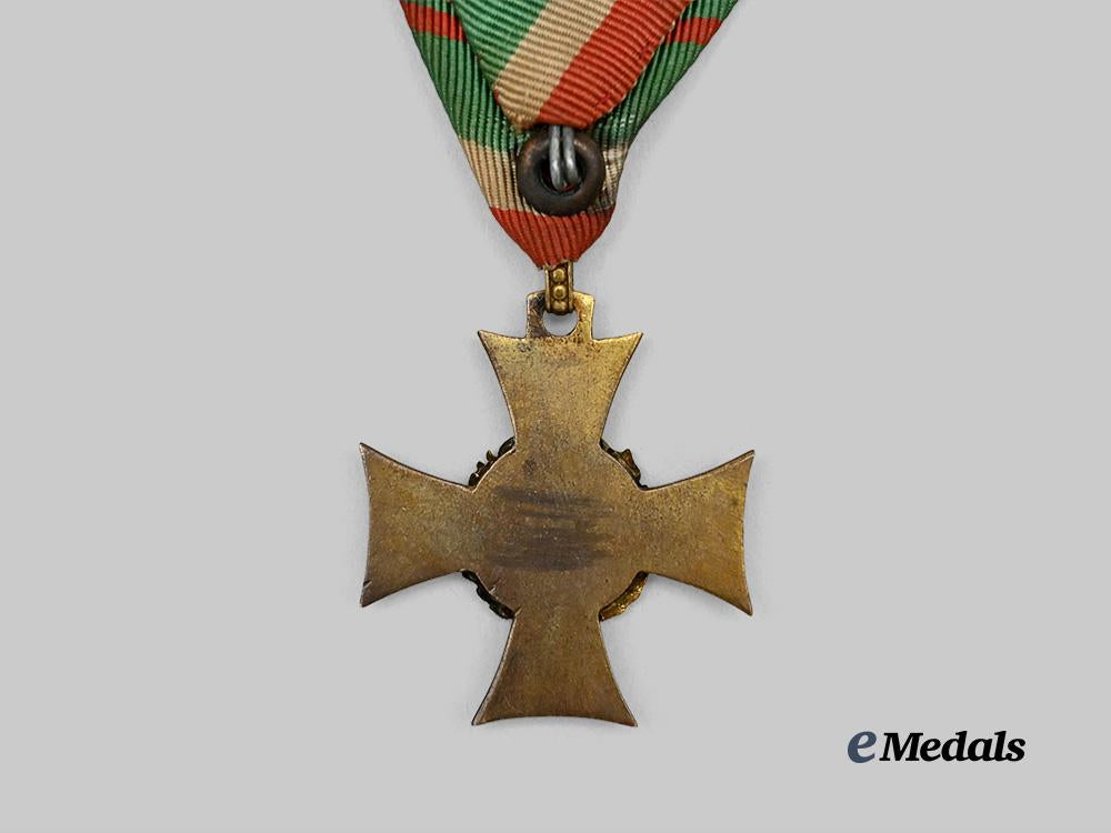 hungary,_kingdom._a_long_service_decoration_for_officers,_i_i_class_for_non-_combatants,_c.1930_e_medals__e_u24529_5