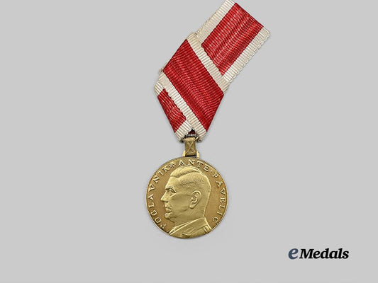 croatia,_independent_state._a_rare_and_exceptional_bravery_medal,_in_gold,_by_teodor_krivak,_varaždin,_in_mint_condition_e_medals__e_u24530_2