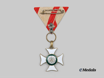 austria,_imperial._an_order_of_maria_theresa,_knight,_by_rothe,_c.1916_e_medals__e_u24532_5