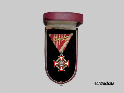 austria,_imperial._a_military_merit_cross,_i_i_i_class_by_scheid,_in_case,_c.1915_e_medals__e_u24533_3