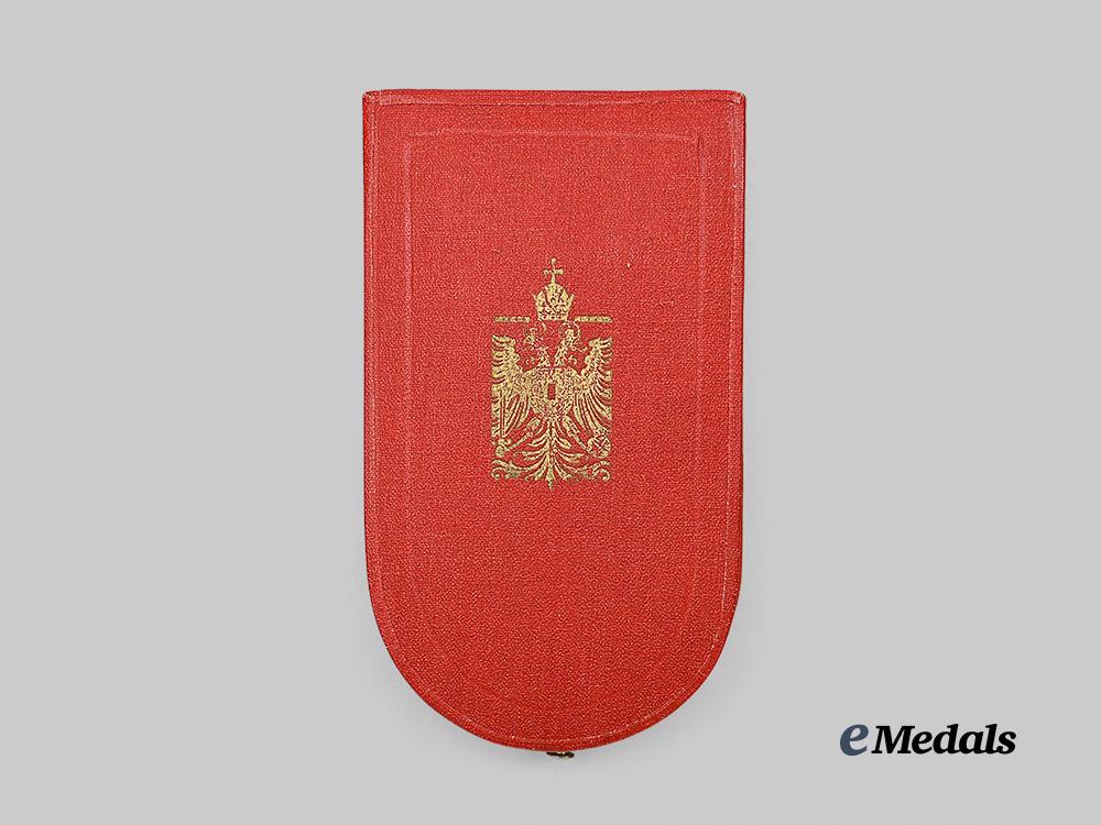 austria,_imperial._a_military_long_service_decoration,_i_i_class_for_officers_for40_years,_by_zimbler_e_medals__e_u24536_2