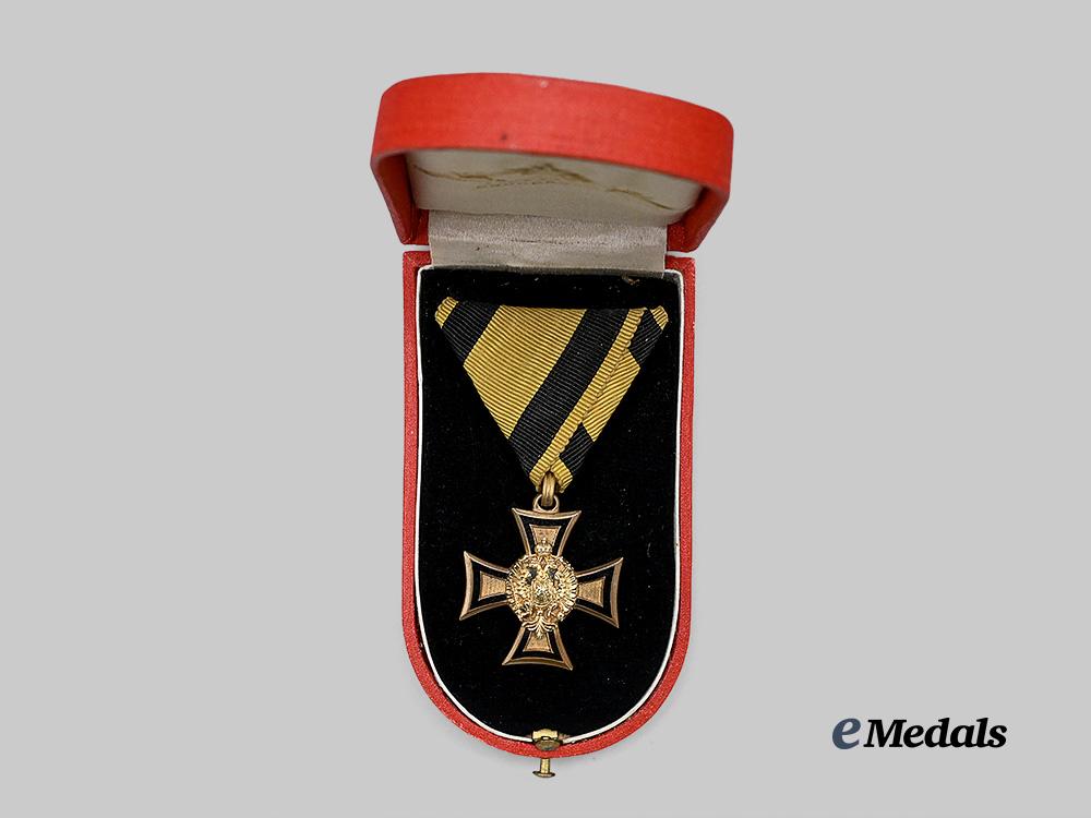 austria,_imperial._a_military_long_service_decoration,_i_i_class_for_officers_for40_years,_by_zimbler_e_medals__e_u24536_3