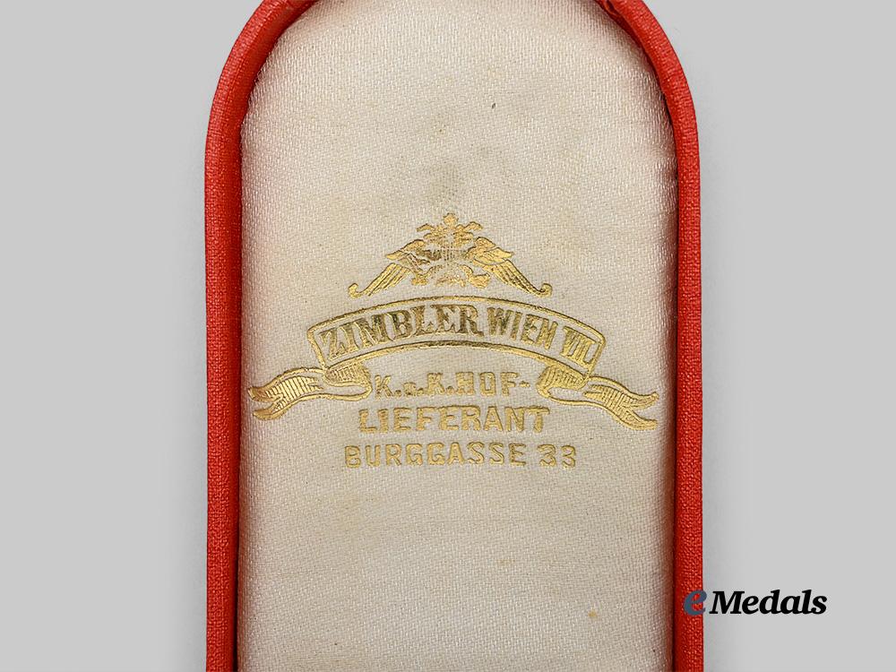 austria,_imperial._a_military_long_service_decoration,_i_i_class_for_officers_for40_years,_by_zimbler_e_medals__e_u24536_4