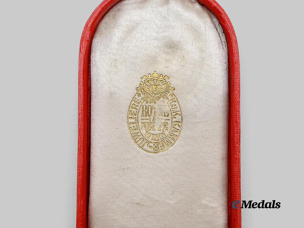 austria,_imperial._a_military_merit_medal,_silver_grade_with_swords_and_case,_by_rothe_e_medals__e_u24537_4