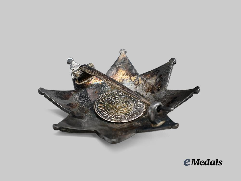 italy,_kingdom._an_order_of_the_crown,_grand_officer’s_set,_in_gold,_by_cravanzola_e_medals__e_u24544_14