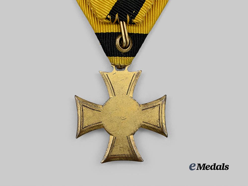 austria,_imperial._a_military_long_service_decoration,_i_i_class_for_officers_for40_years,_c.1900_e_medals__e_u24545_9
