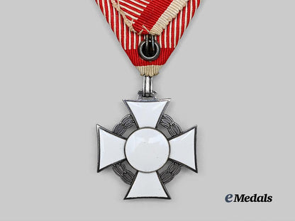 austria,_imperial._a_military_merit_cross,_i_i_i_class_by_a._e._kochert,_in_case,_c.1915_e_medals__e_u24546_9