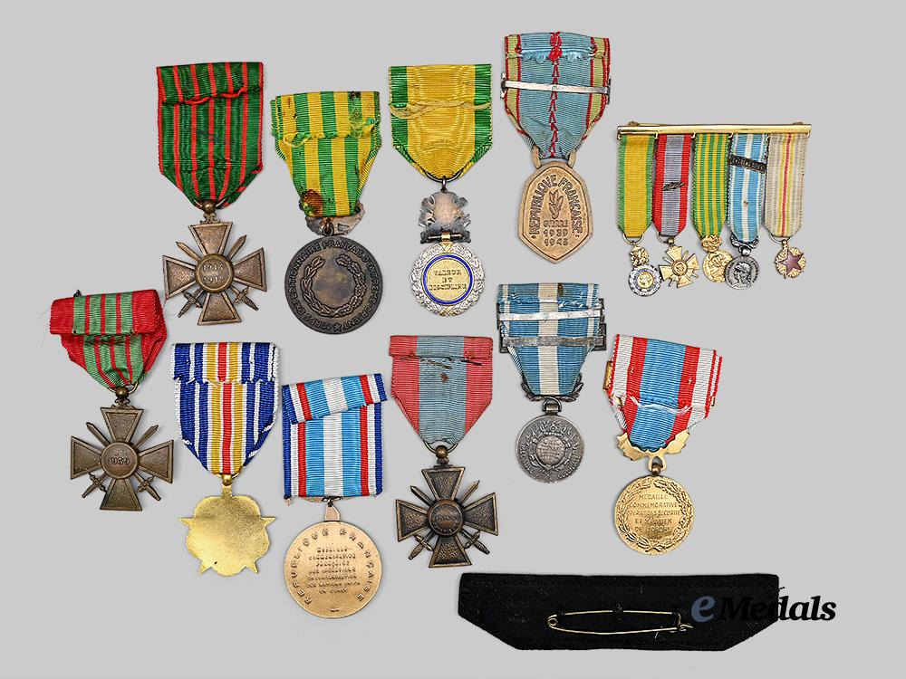france,_republic._a_lot_of_medals_and_ribbons_e_medals__e_u24570_3