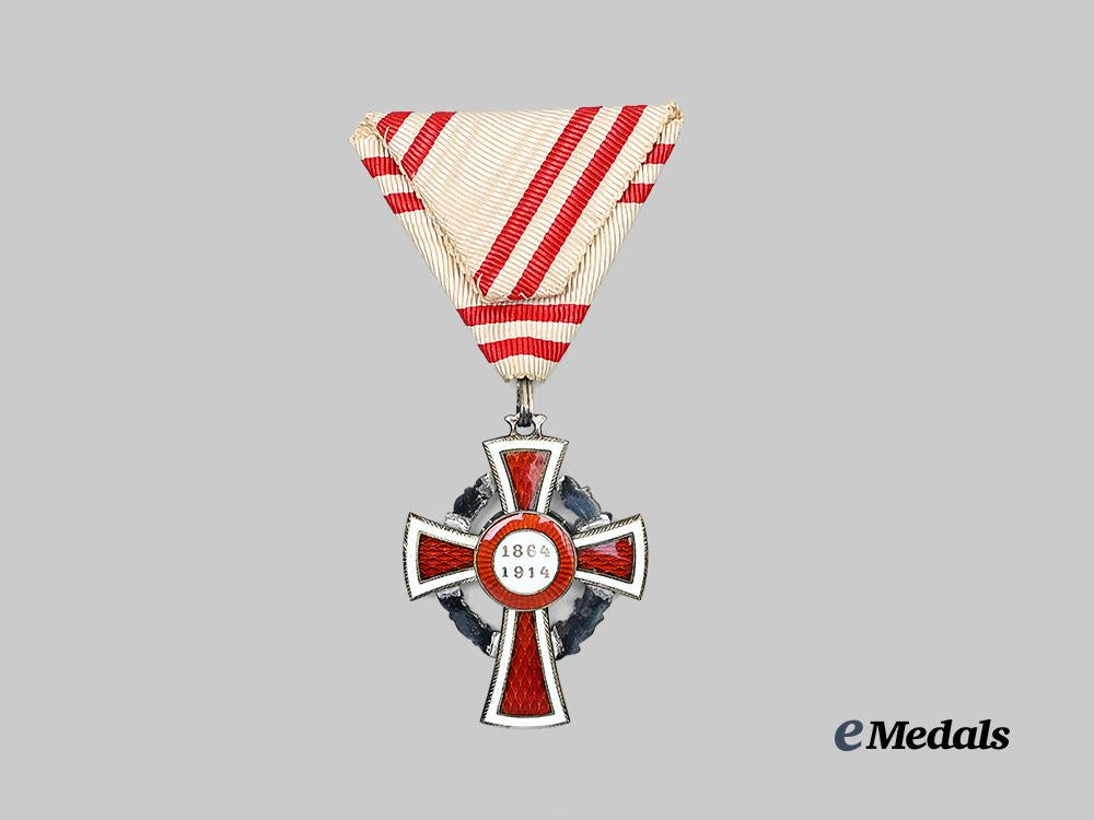 austria,_imperial._an_honour_decoration_of_the_red_cross,_i_i_class_cross_e_medals__e_u24572_4