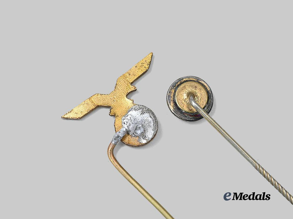 norway,_nasjonal_samling._a_pair_of_membership_pins_e_medals__e_u24573_5