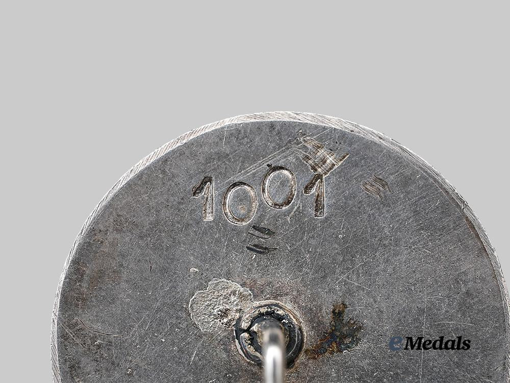 norway,_nasjonal_samling._a_rare_unghird_membership_badge_in_silver,_owner-_modified_example,_by_k._laakso_e_medals__e_u24575_7