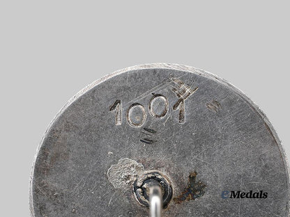 norway,_nasjonal_samling._a_rare_unghird_membership_badge_in_silver,_owner-_modified_example,_by_k._laakso_e_medals__e_u24575_7