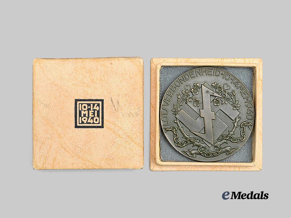 netherlands,_n_s_b._a_rare1940_commemorative_medal,_bronze_grade,_with_case_e_medals__e_u24579_3