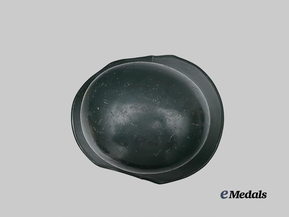 croatia,_independent_state._a_rare_narodna_zaštita_personnel_helmet,_repurposed_luftschutz_example_e_medals__e_u24580_8
