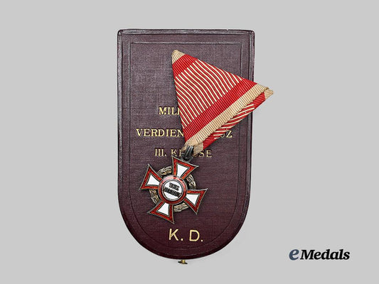 austria,_imperial._a_military_merit_cross,_i_i_i_class_by_rothe,_in_case,_c.1915_e_medals__e_u24584_5