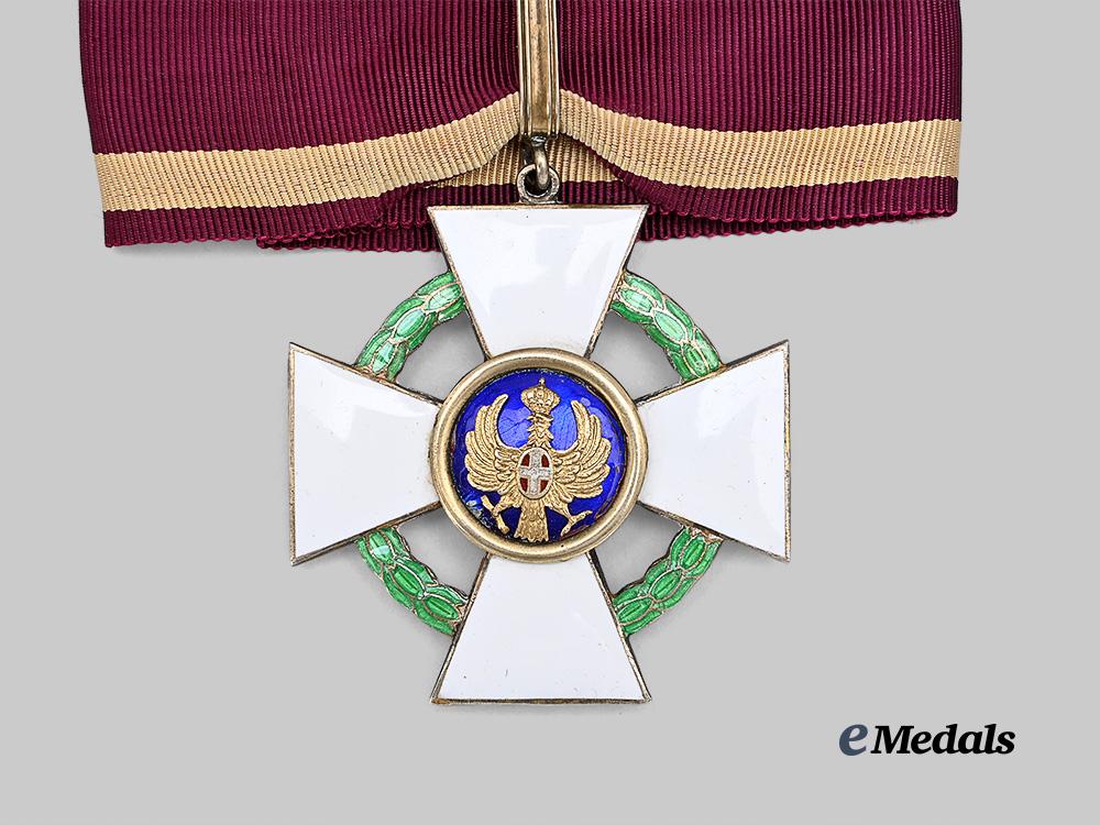 italy,_kingdom._an_order_of_the_roman_eagle,_i_i_i_class_commander,_civil_division_e_medals__e_u24603_3