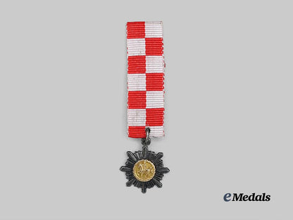 croatia,_republic._an_order_of_duke_trpimir,_badge_in_gold_e_medals__e_u24607_7