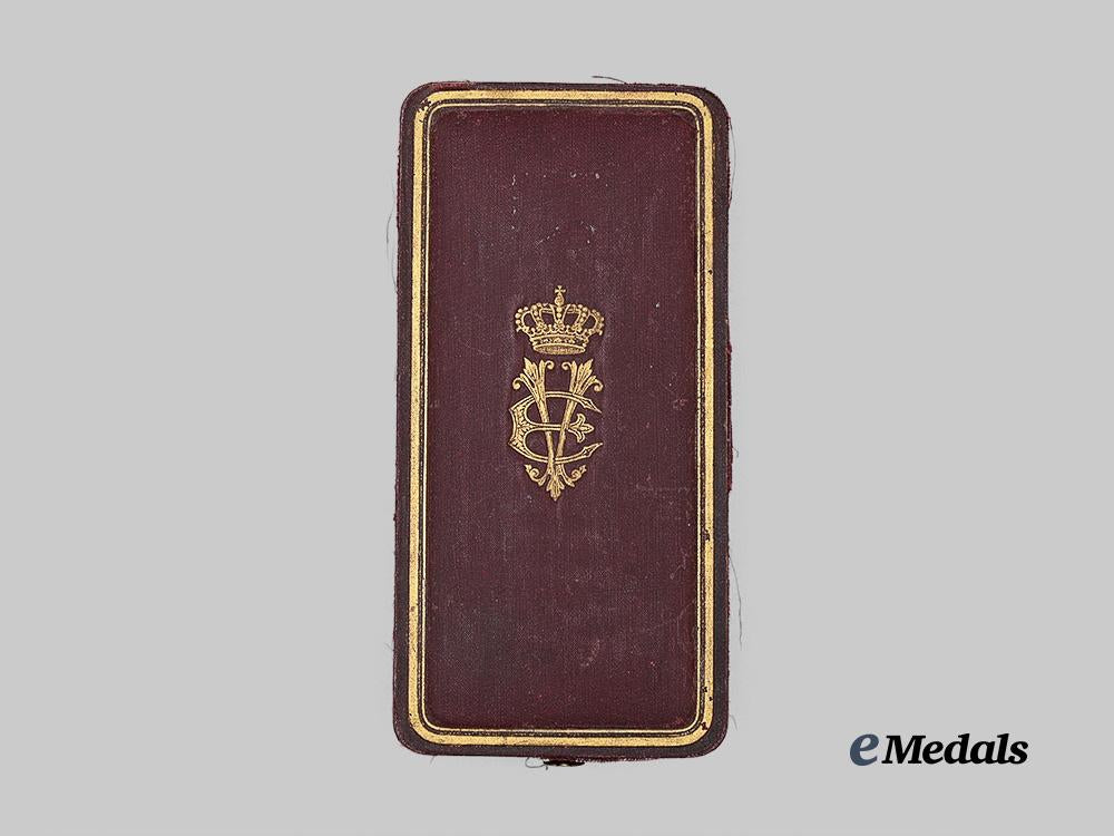 italy,_kingdom._a_colonial_order_of_the_star_of_italy,_grand_officer’s_set_in_gold,_by_cravanzola_e_medals__e_u24612_2