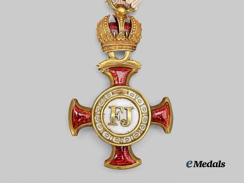 austria,_imperial._an1849_merit_cross,_in_gold,_c.1880_e_medals__e_u24620_3