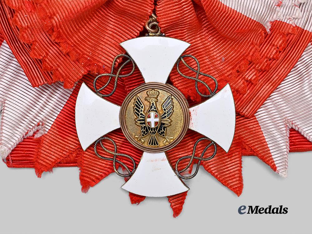 italy,_kingdom._an_order_of_the_crown,_grand_cross_set_by_cravanzola_e_medals__e_u24626_7